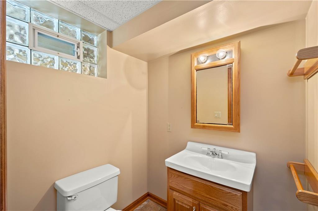 4628 Rolling Hills Road Pittsburgh, PA 15236 - Photo 22 of 25 Gallery Image 22