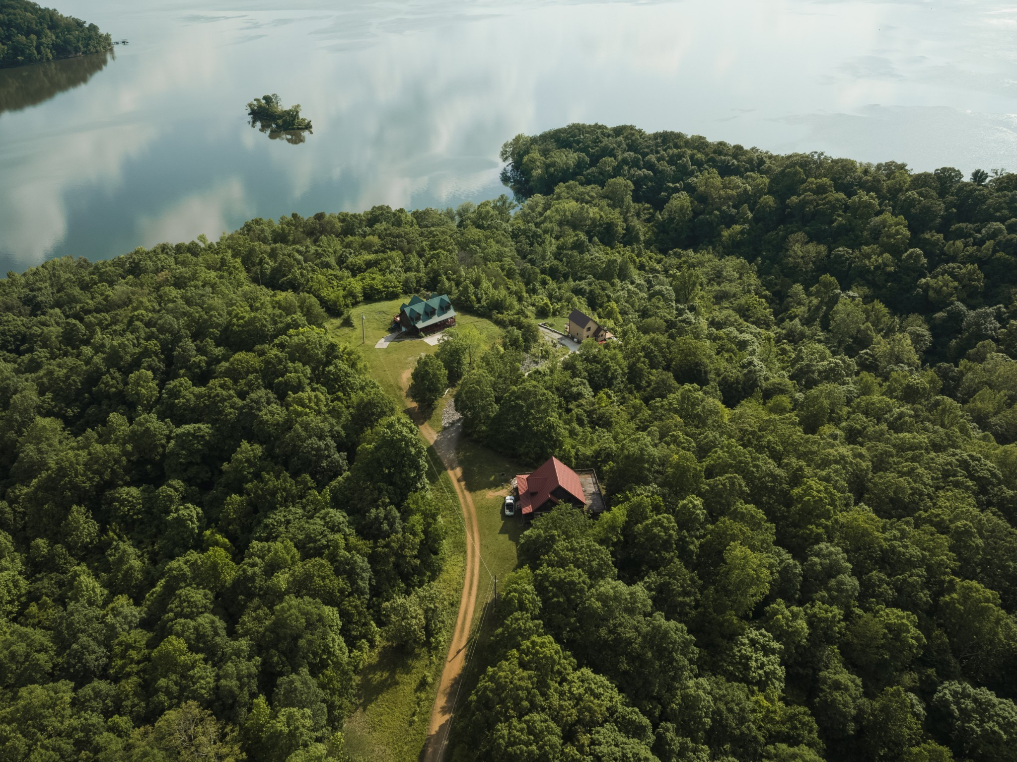196 Cleburne Point Waverly, TN 37185 - Photo 4 of 24