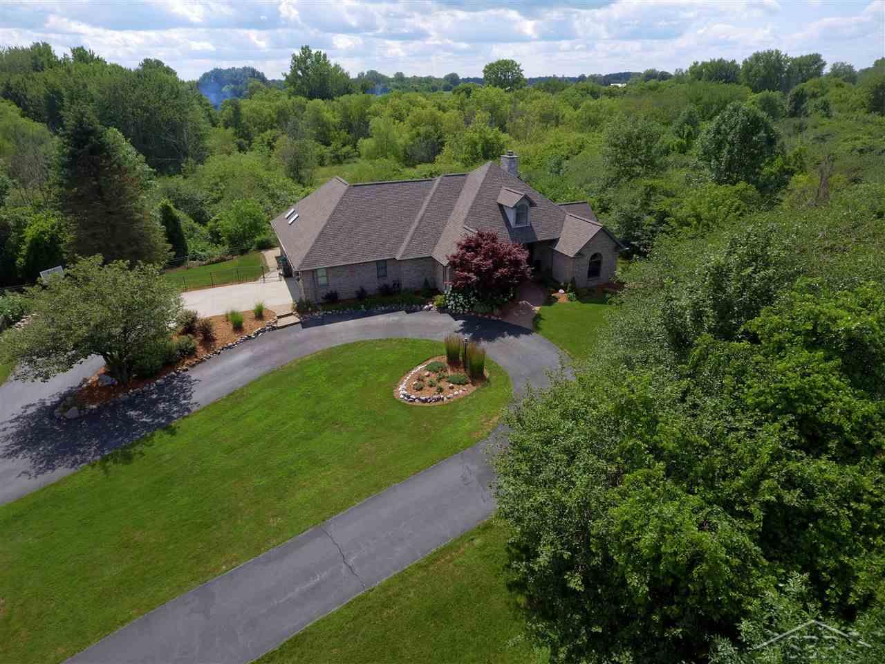 2201 Chestnut Ridge Saginaw, MI 48609 - Photo 50 of 54 50036895-52.JPG
