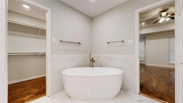 $4,850 | 3713 Teal Lane, Bedford, TX 76021