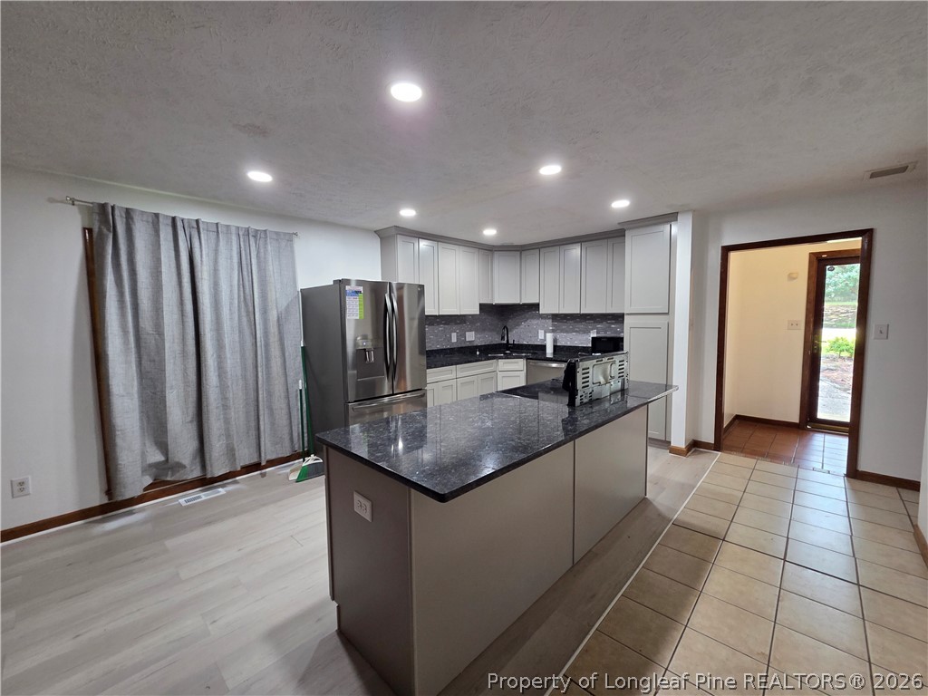 5611 Nix Road Fayetteville, NC 28314 - Photo 2 of 10