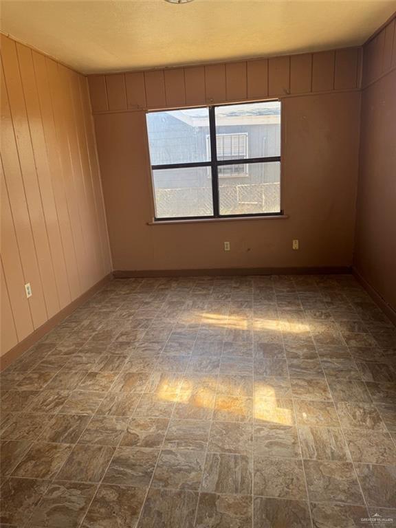 310 East Hawk Avenue Pharr, TX 78577 - Photo 11 of 14