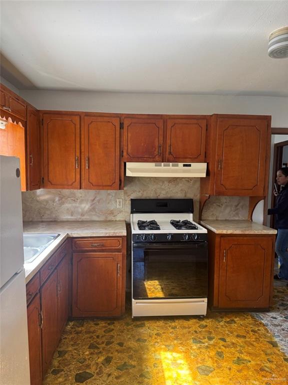 310 East Hawk Avenue Pharr, TX 78577 - Photo 5 of 14