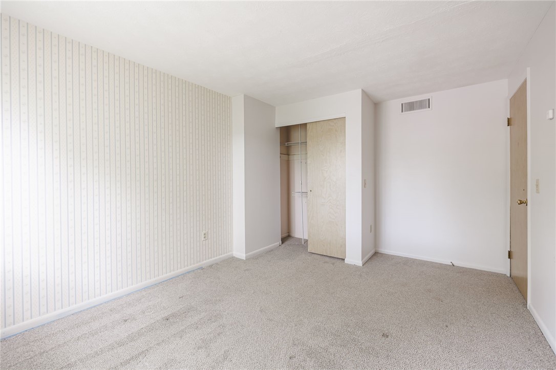 189 Penn Lane Penfield, NY 14625 - Photo 19 of 26