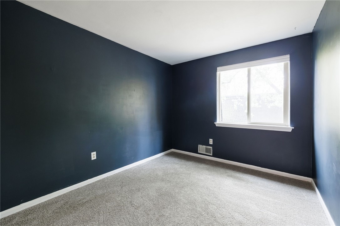 189 Penn Lane Penfield, NY 14625 - Photo 20 of 26