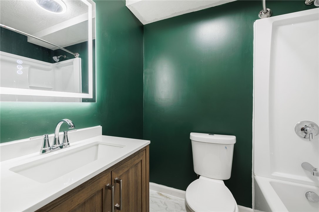 189 Penn Lane Penfield, NY 14625 - Photo 21 of 26