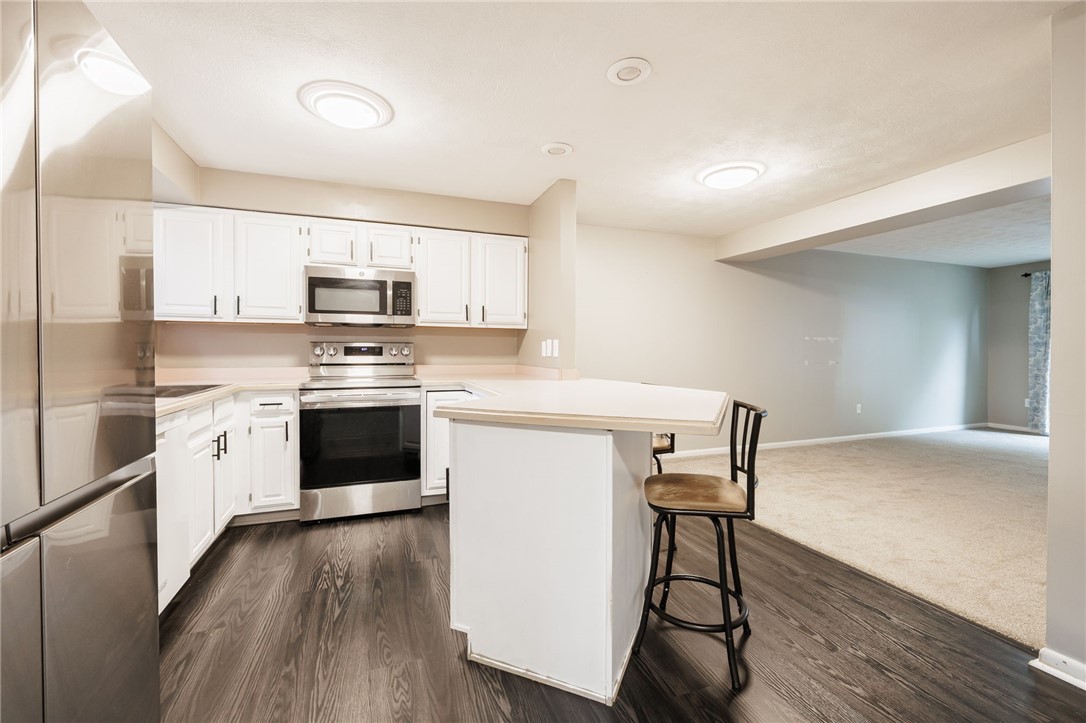 189 Penn Lane Penfield, NY 14625 - Photo 7 of 26