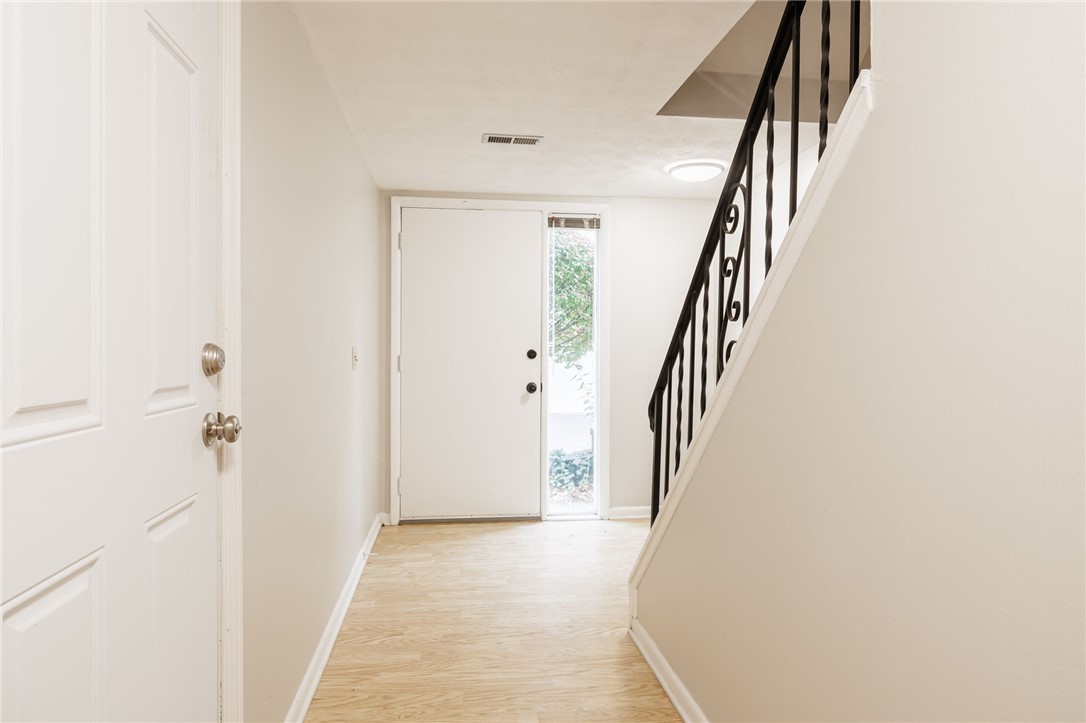 189 Penn Lane Penfield, NY 14625 - Photo 9 of 26