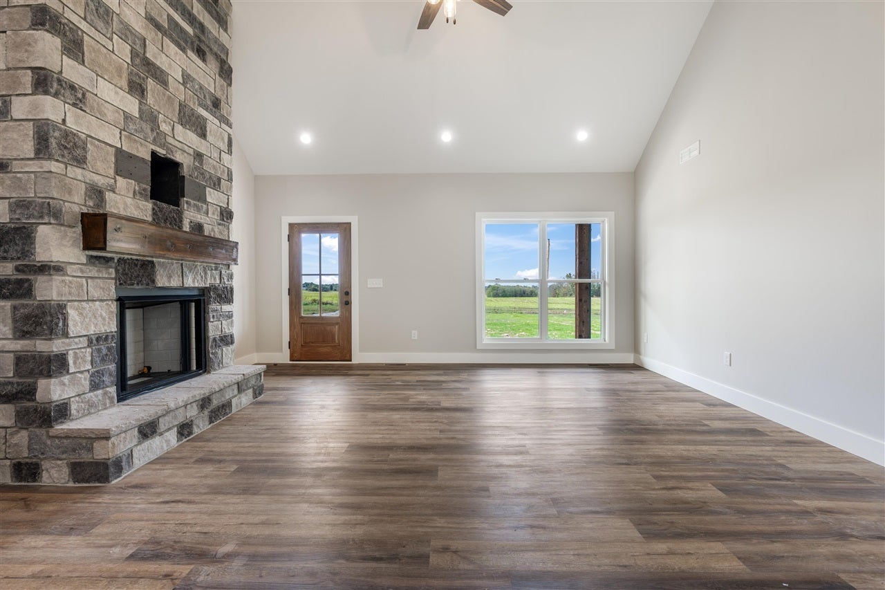 1216 Montgomery Road Auburn, KY 42206 - Photo 3 of 54 Gallery Image 3