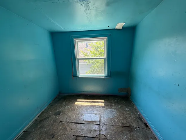 $80,000 | 8324 South Kingston Avenue, Chicago, IL 60617