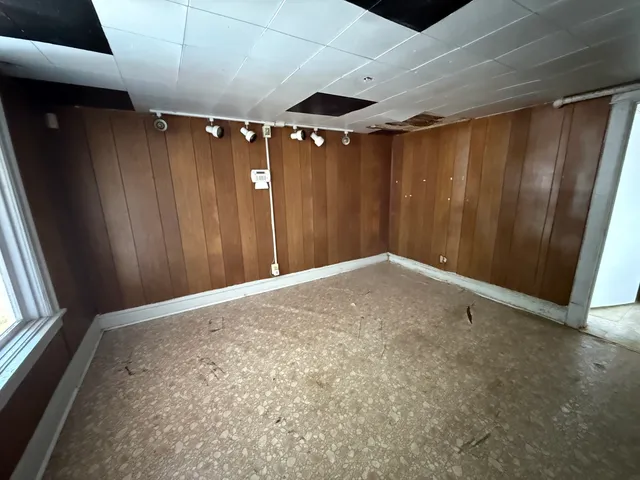 $80,000 | 8324 South Kingston Avenue, Chicago, IL 60617