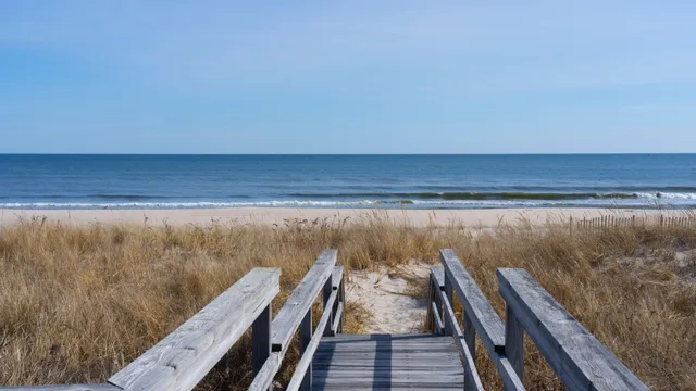 $115,000 | 825 Dune Road, Westhampton Beach, NY 11978