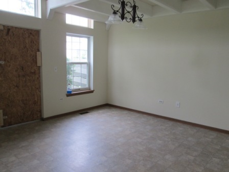 2098 Constitution Court, Unit 4 Elgin, IL 60123 - Photo 4 of 13