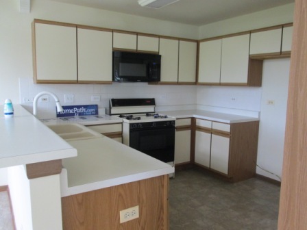 2098 Constitution Court, Unit 4 Elgin, IL 60123 - Photo 5 of 13