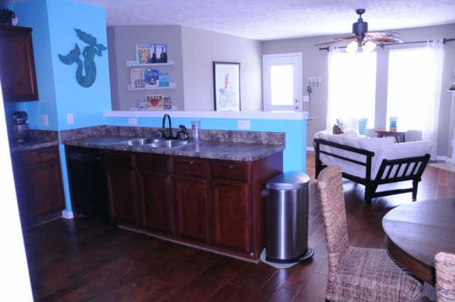 1007 Fulman Road Hendersonville, TN 37075 - Photo 2 of 17 Kitchen/DR combination has bar area to eat at