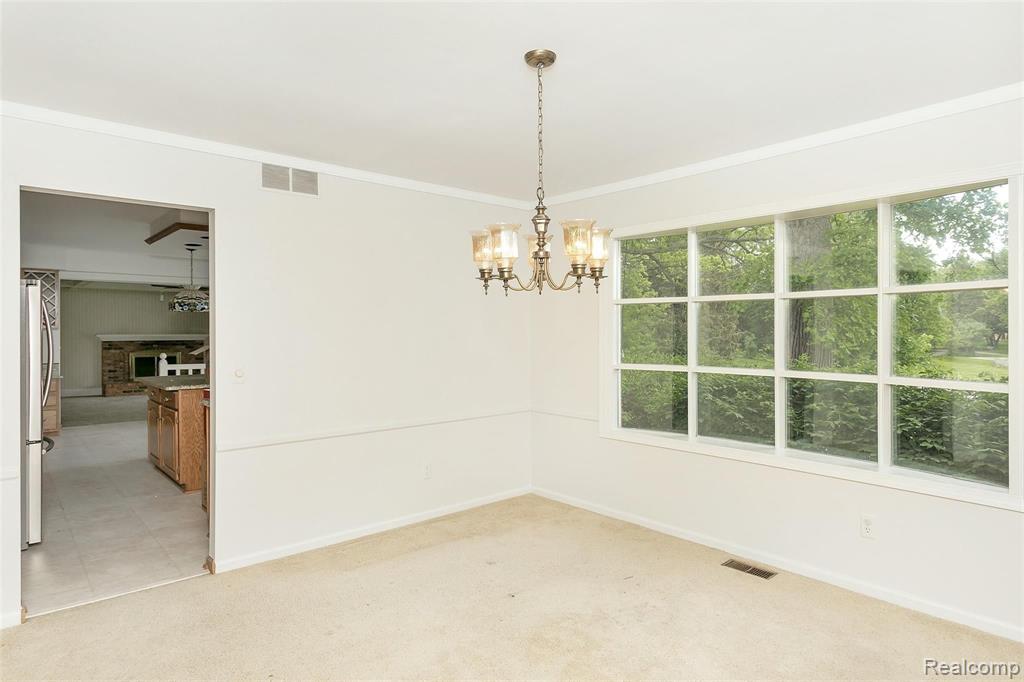2833 Chancery Court Rochester Hills, MI 48306 - Photo 30 of 38