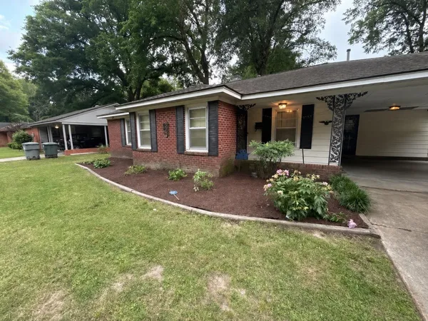 $1,600 | 4623 Leatherwood Avenue, Memphis, TN 38117
