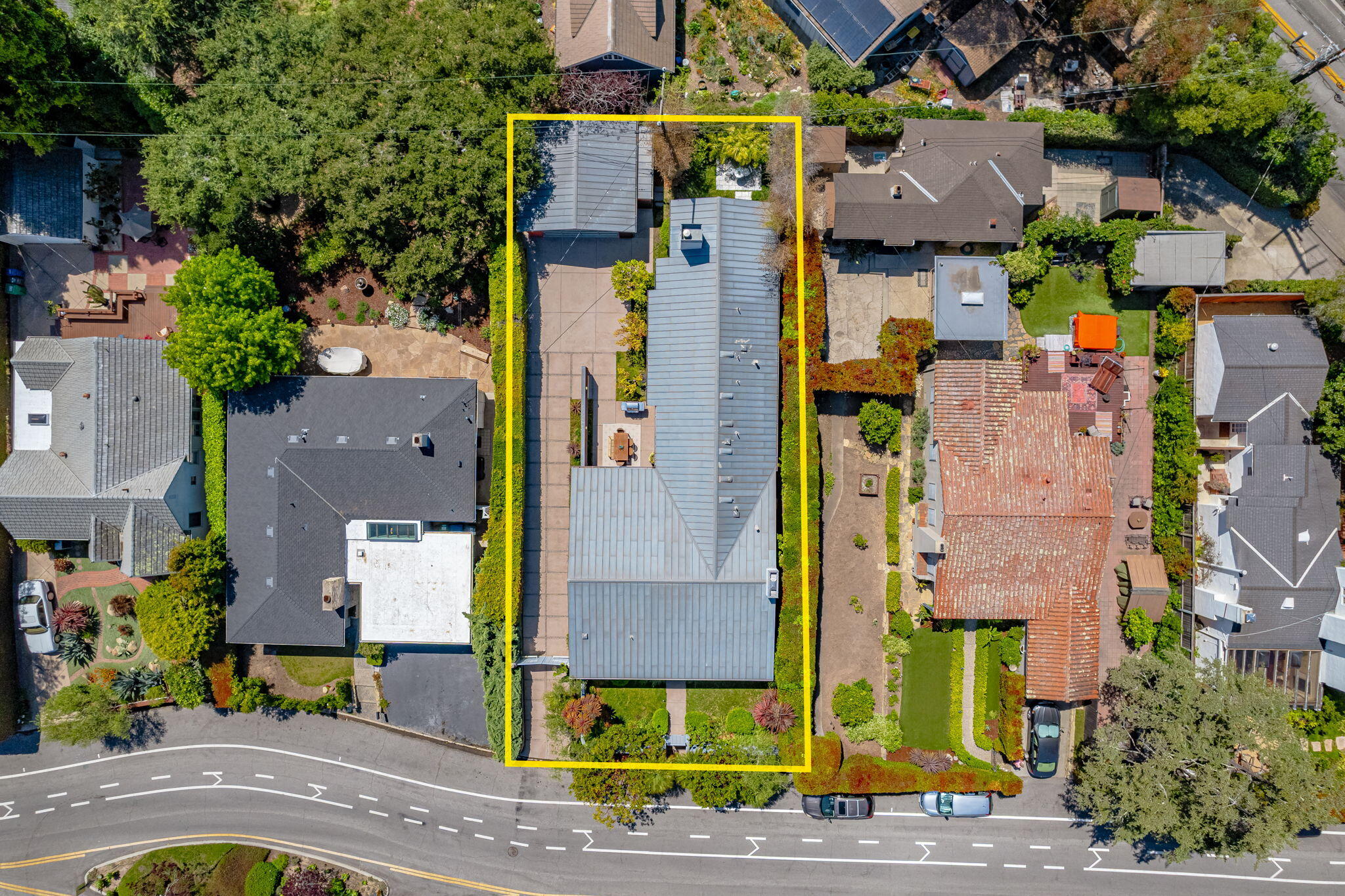 175 Hermosillo Road Montecito, CA 93108 - Photo 18 of 19 an aerial view of multiple houses with a street