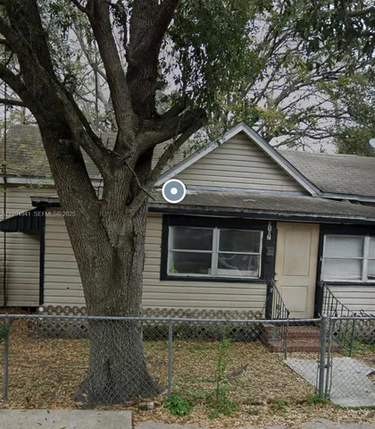 $1,400 | 1517 Logan Street, Jacksonville, FL 32209