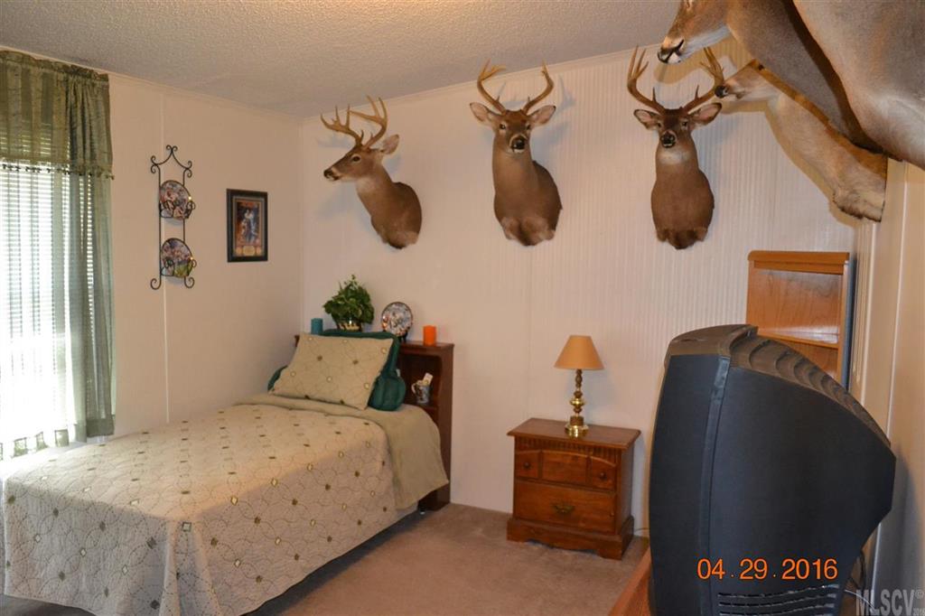 2167 Hewitt Road Claremont, NC 28610 - Photo 11 of 23 Gallery Image 11