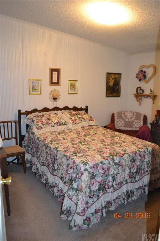2167 Hewitt Road Claremont, NC 28610 - Photo 12 of 23 Gallery Image 12