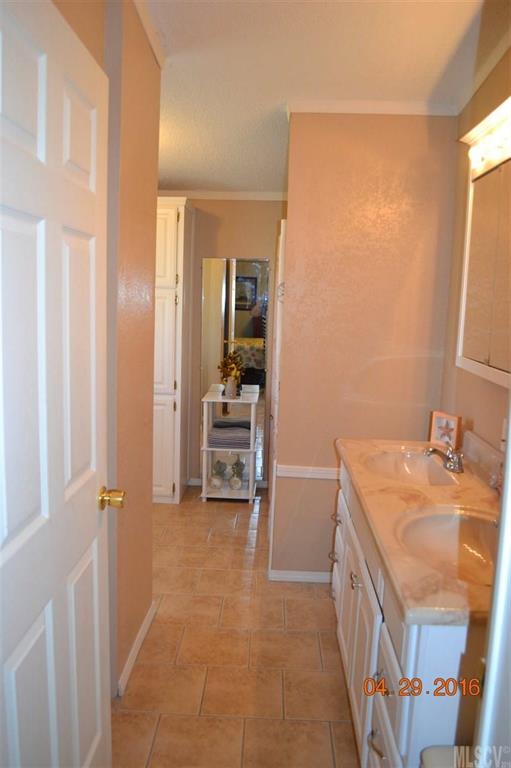 2167 Hewitt Road Claremont, NC 28610 - Photo 4 of 23 Gallery Image 4
