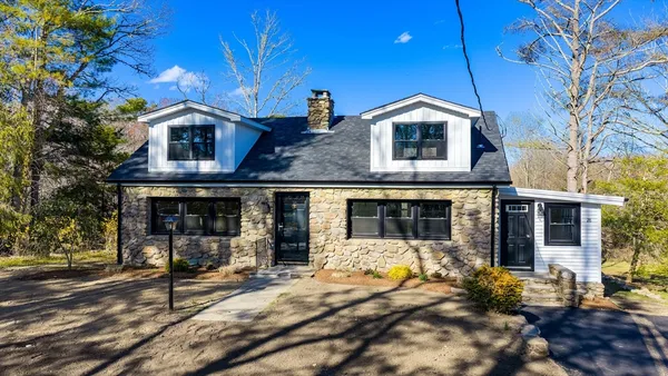 $575,000 | 28 Indian Neck Road, Wareham, MA 02571