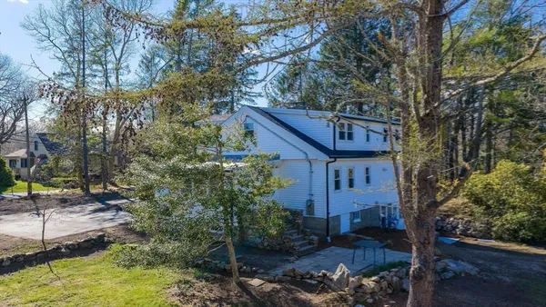 $575,000 | 28 Indian Neck Road, Wareham, MA 02571