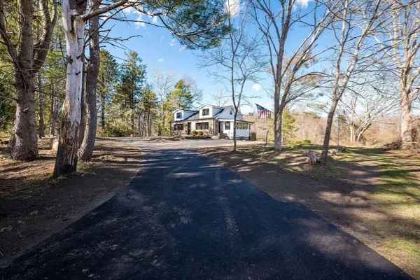 $575,000 | 28 Indian Neck Road, Wareham, MA 02571