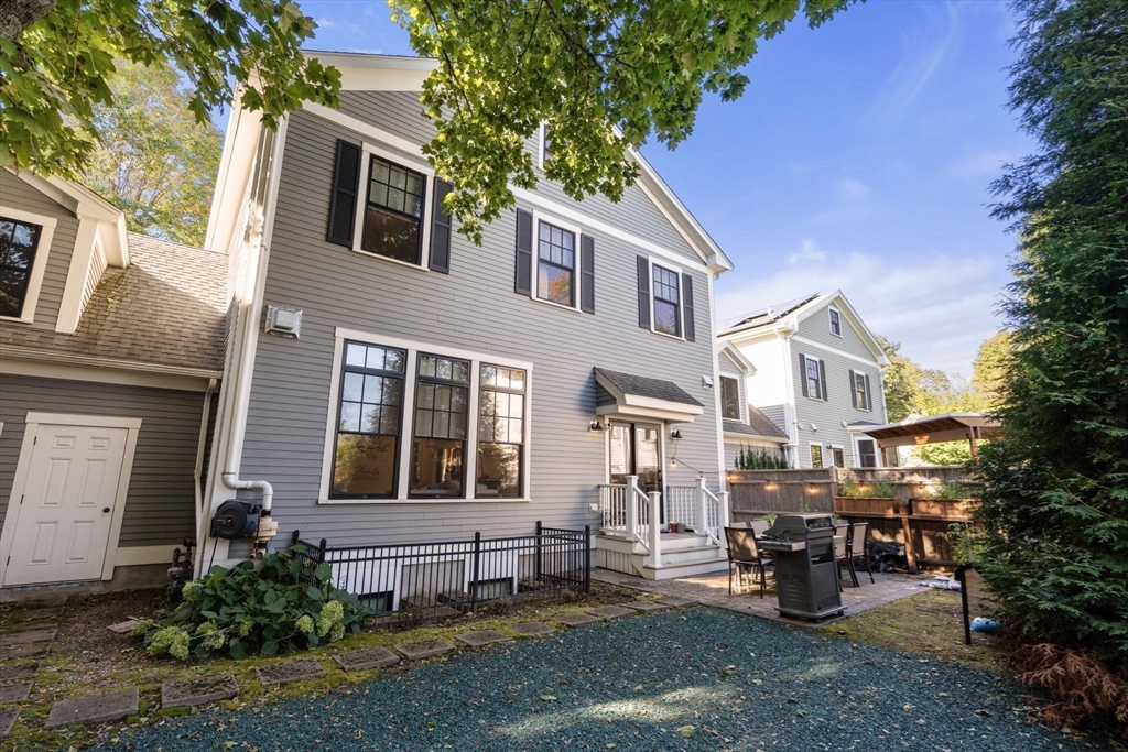 88 Crescent Street, Unit 2 Newton, MA 02466 - Photo 31 of 33