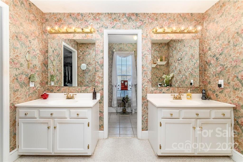 595 Lithia Inn Road Lincolnton, NC 28092 - Photo 5 of 30 Gallery Image 5