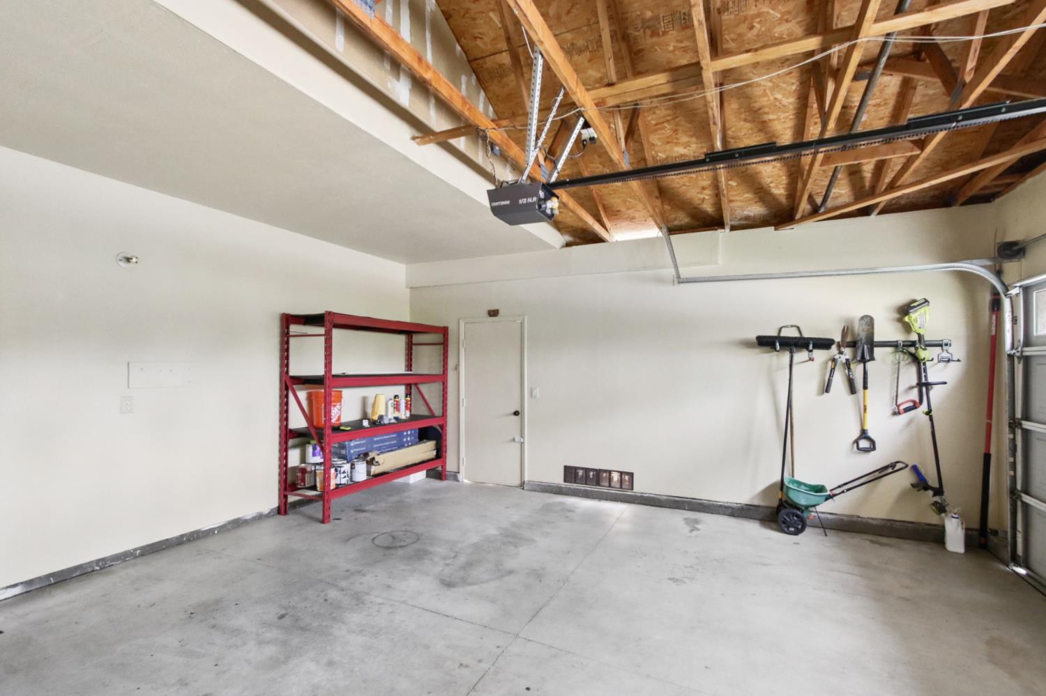 336 Rundgren Way Folsom, CA 95630 - Photo 38 of 52 Gallery Image 38