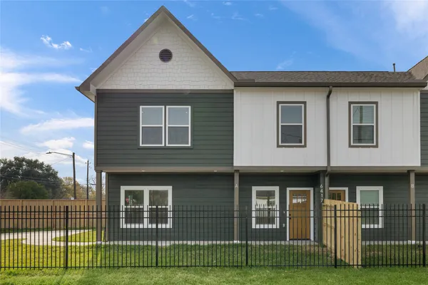 $2,000 | 6417 Eastland Street, Houston, TX 77028
