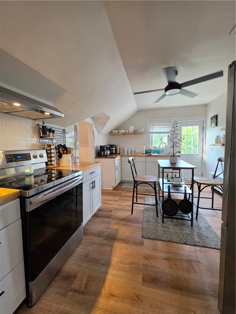 45 Cottage Street, Unit 2 Bristol, RI 02809 - Photo 2 of 19
