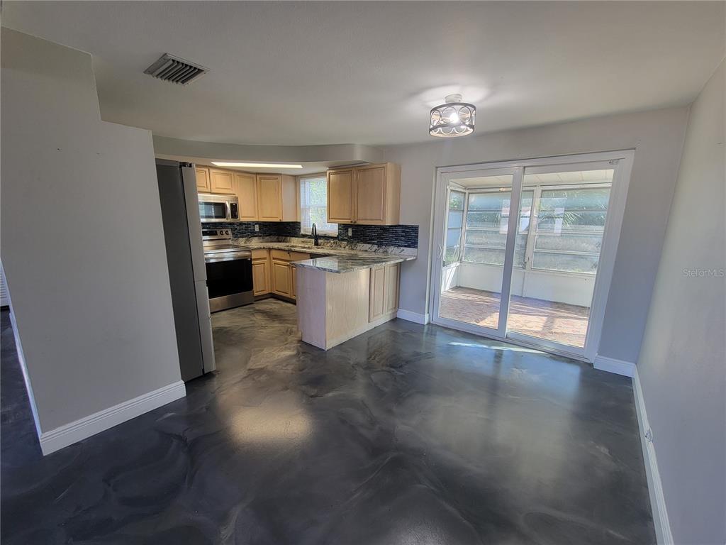 4214 Ridgefield Avenue Holiday, FL 34691 - Photo 11 of 34