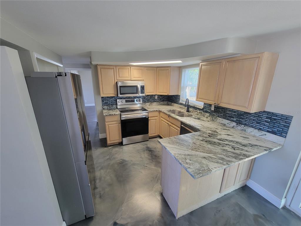 4214 Ridgefield Avenue Holiday, FL 34691 - Photo 12 of 34