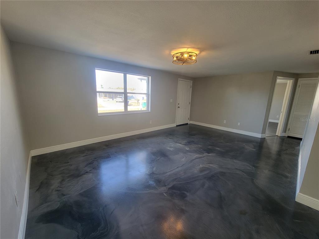 4214 Ridgefield Avenue Holiday, FL 34691 - Photo 9 of 34