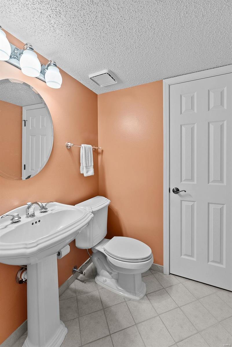 282 Spring Drive St. Charles, MO 63303 - Photo 16 of 46