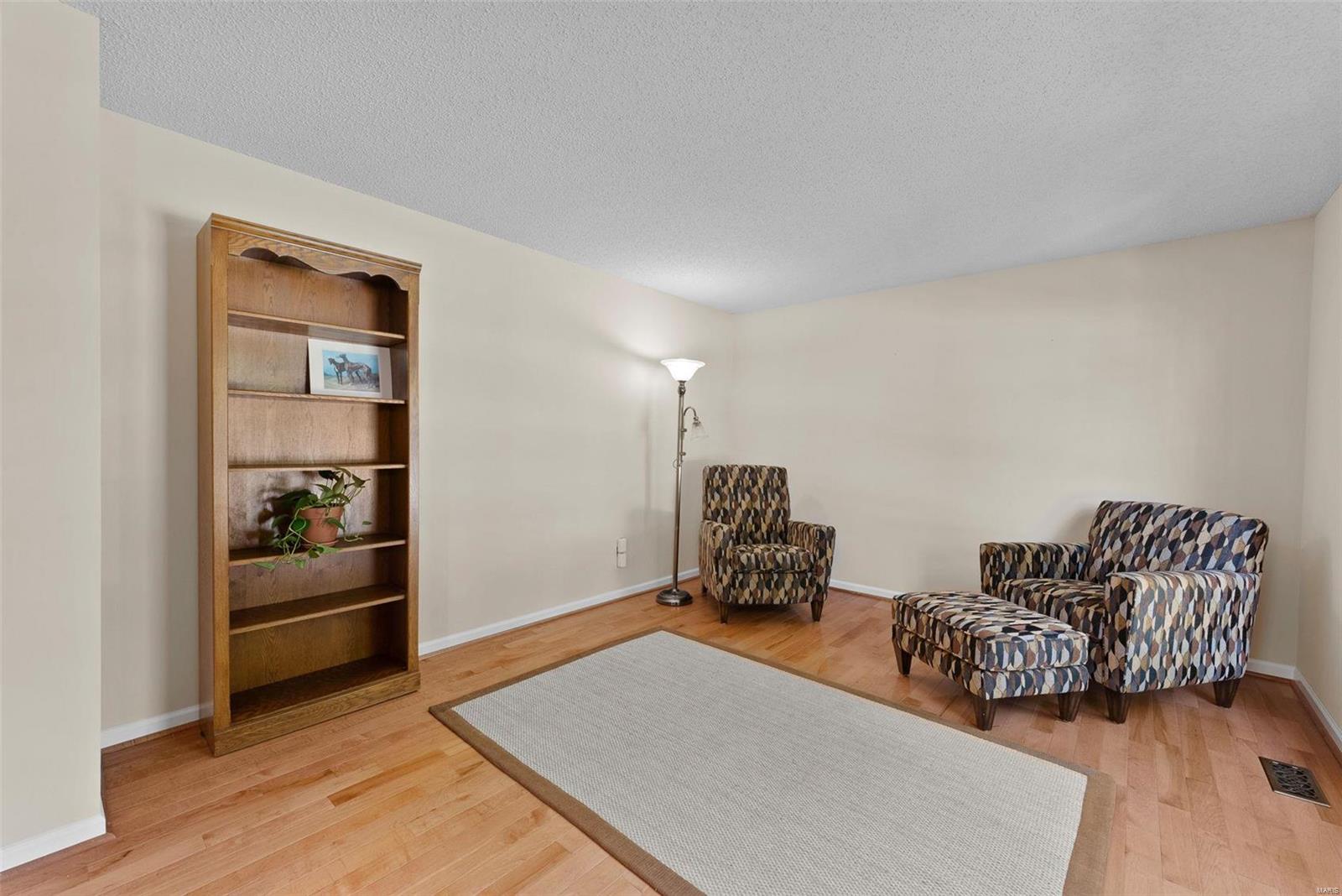 282 Spring Drive St. Charles, MO 63303 - Photo 20 of 46