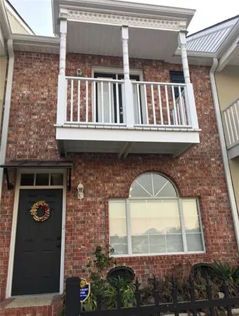 $1,400 | 149 Aspen Square, Unit A5, Denham Springs, LA 70726