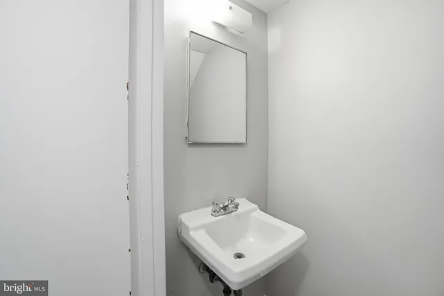 $2,500 | 33 Milstone Court, Sicklerville, NJ 08081