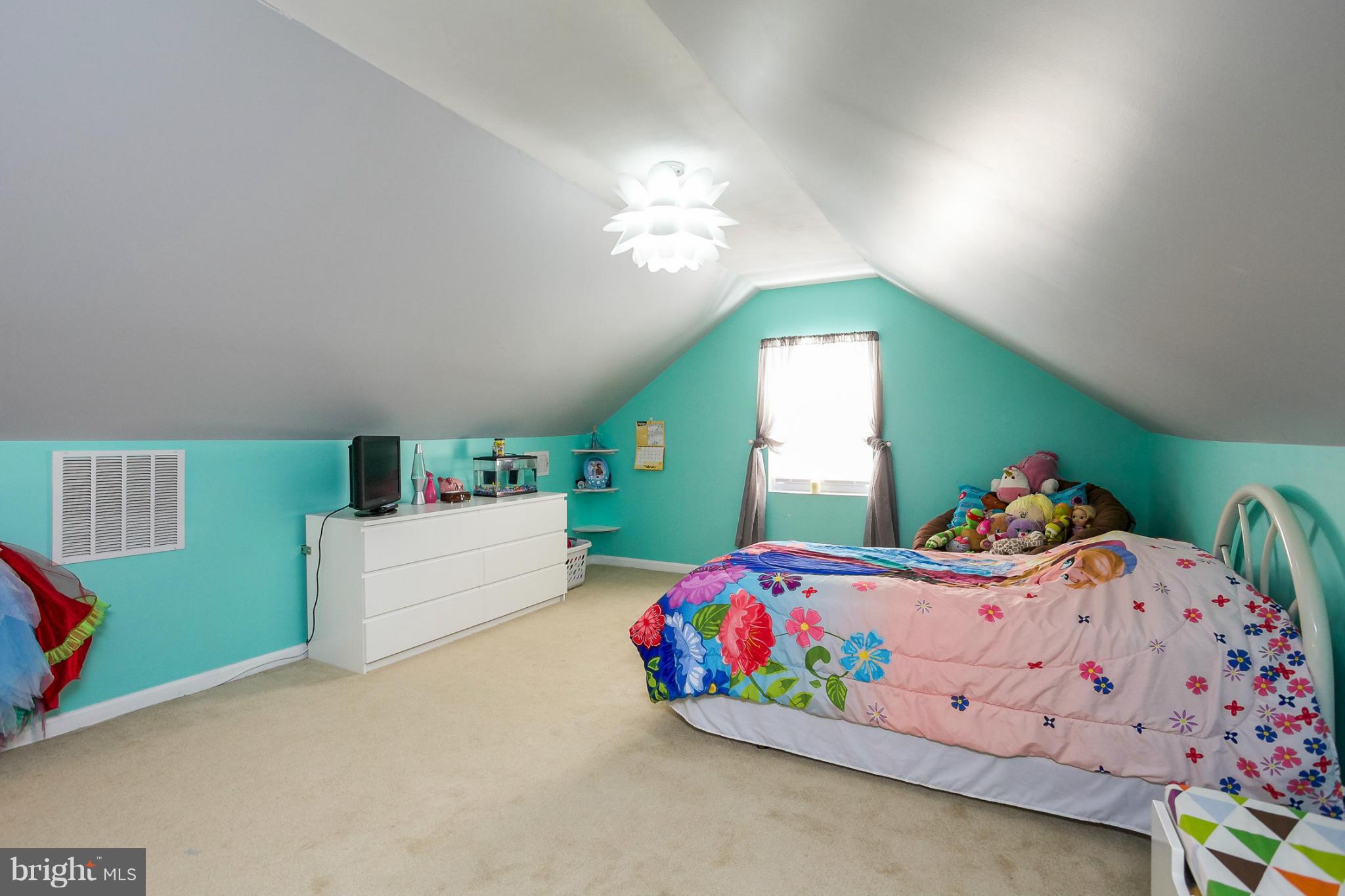320 Stillwater Road Baltimore, MD 21221 - Photo 22 of 30 Bedroom