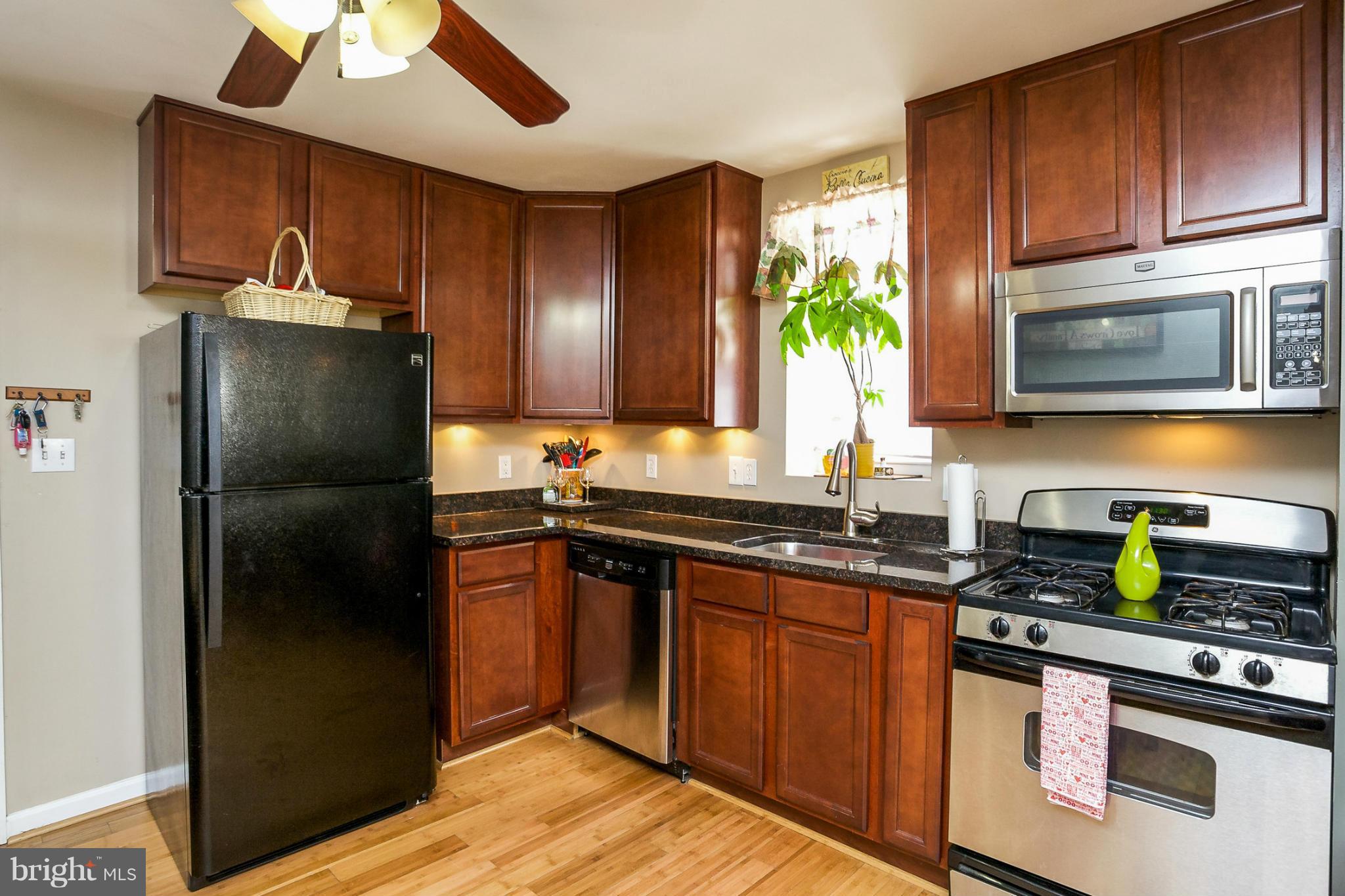 320 Stillwater Road Baltimore, MD 21221 - Photo 7 of 30 Kitchen