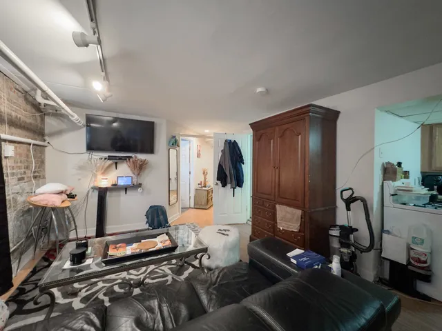 $1,950 | 3701 North Racine Avenue, Unit GE, Chicago, IL 60613
