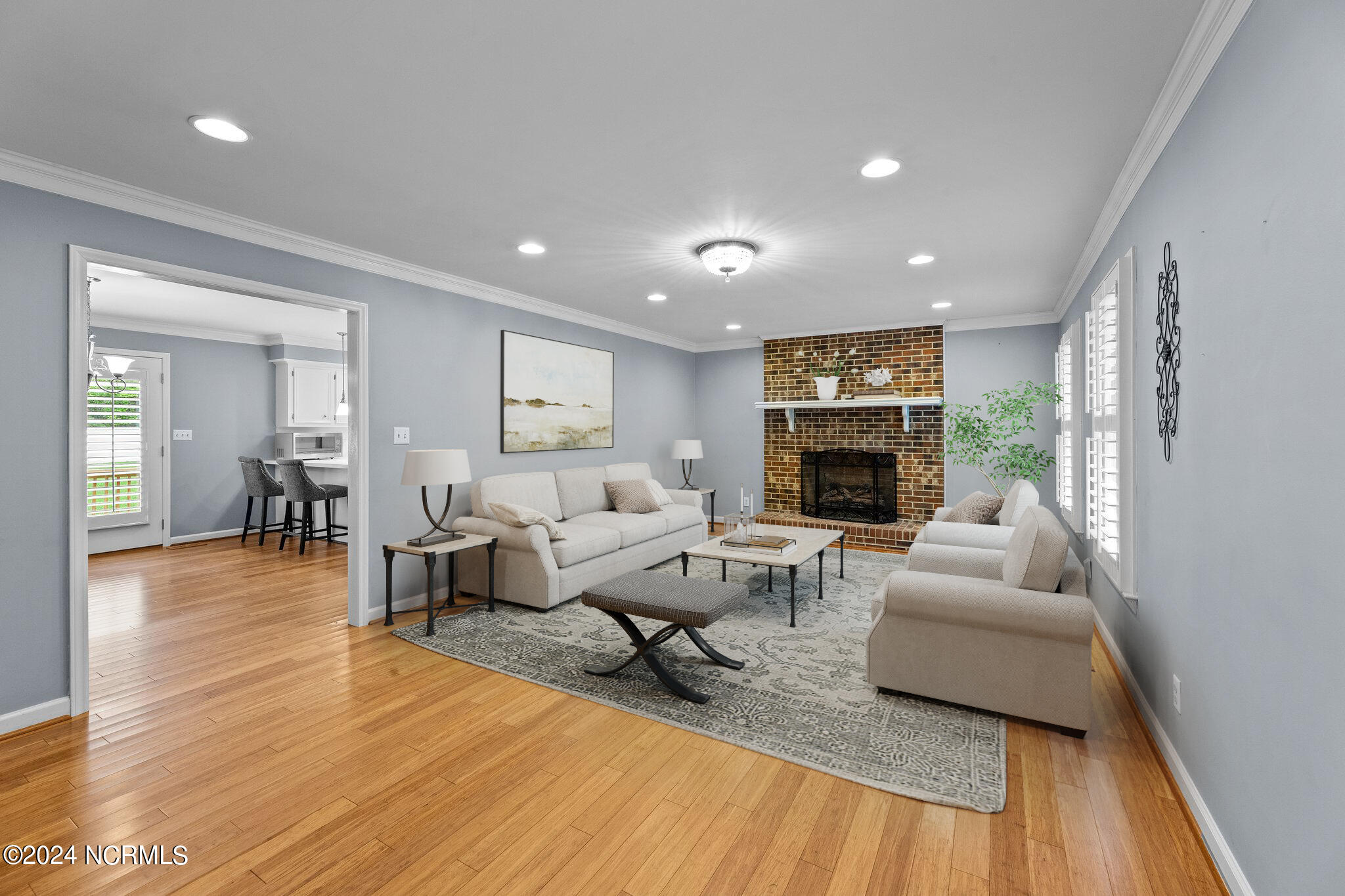 413 Bay Drive Washington, NC 27889 - Photo 5 of 45 living room