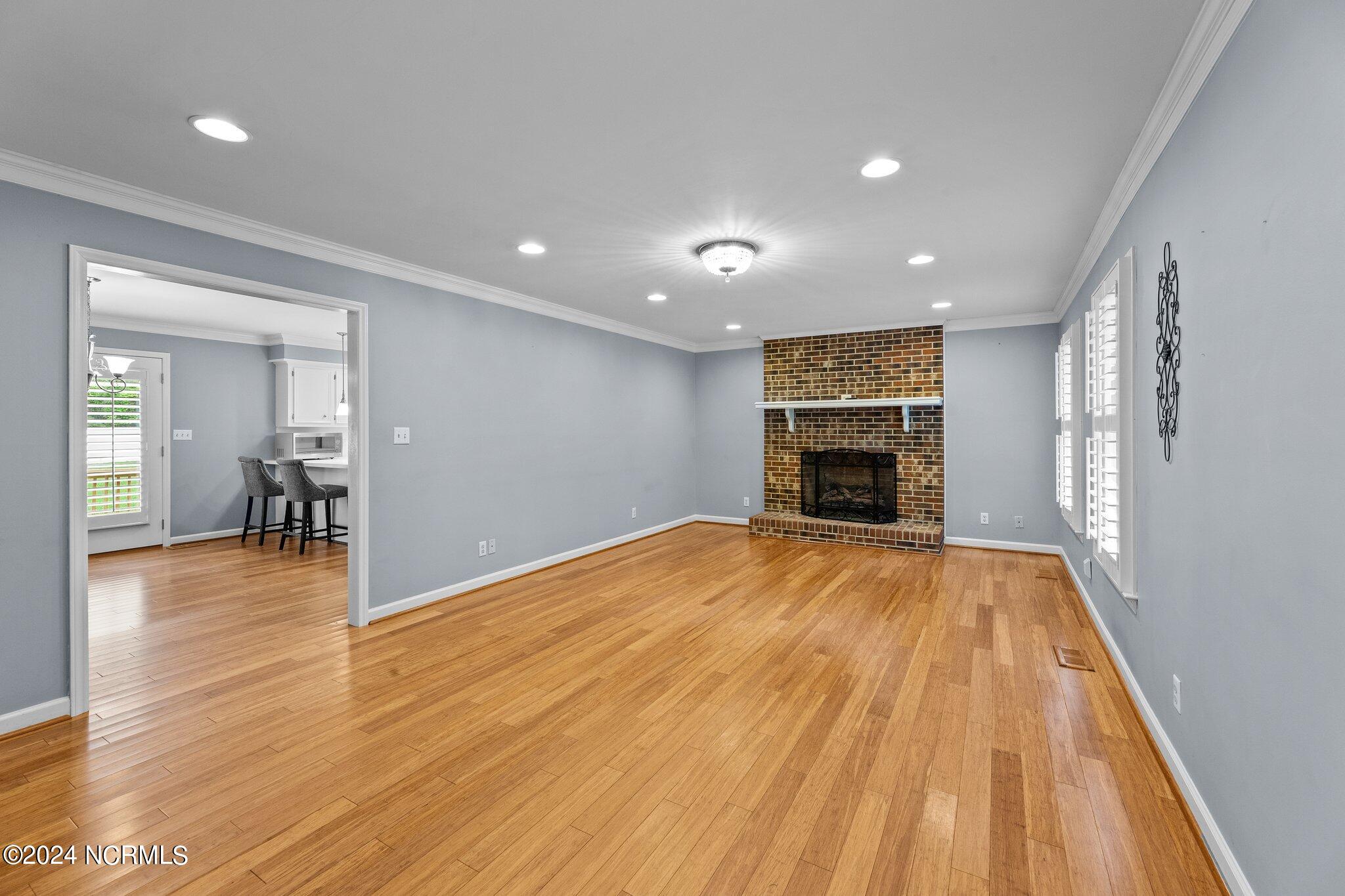 413 Bay Drive Washington, NC 27889 - Photo 6 of 45 24-web-or-mls-_S0A0970