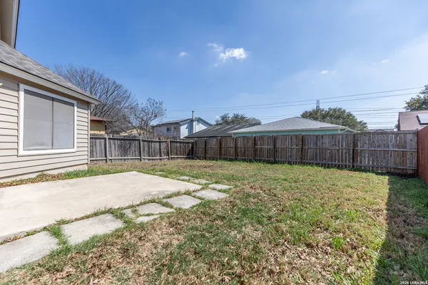 a front view of house with yard