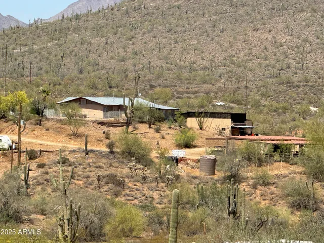 $575,000 | 42213 North 3rd Street, Phoenix, AZ 85086