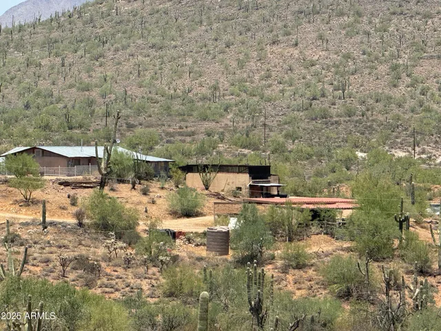 $575,000 | 42213 North 3rd Street, Phoenix, AZ 85086