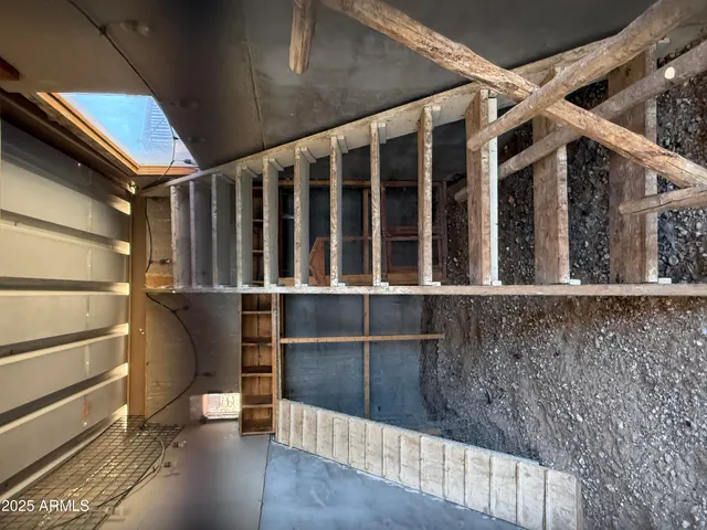 $575,000 | 42213 North 3rd Street, Phoenix, AZ 85086